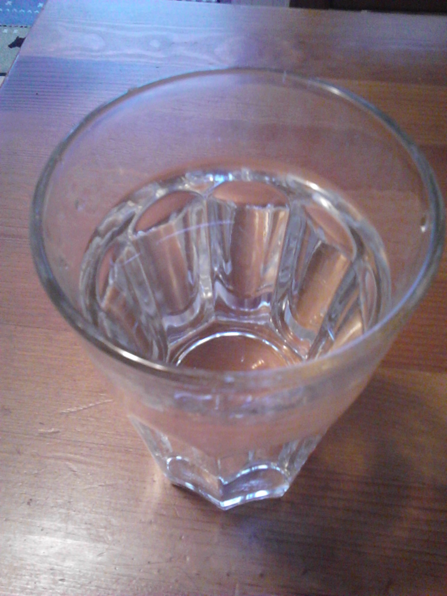 Glas Wasser